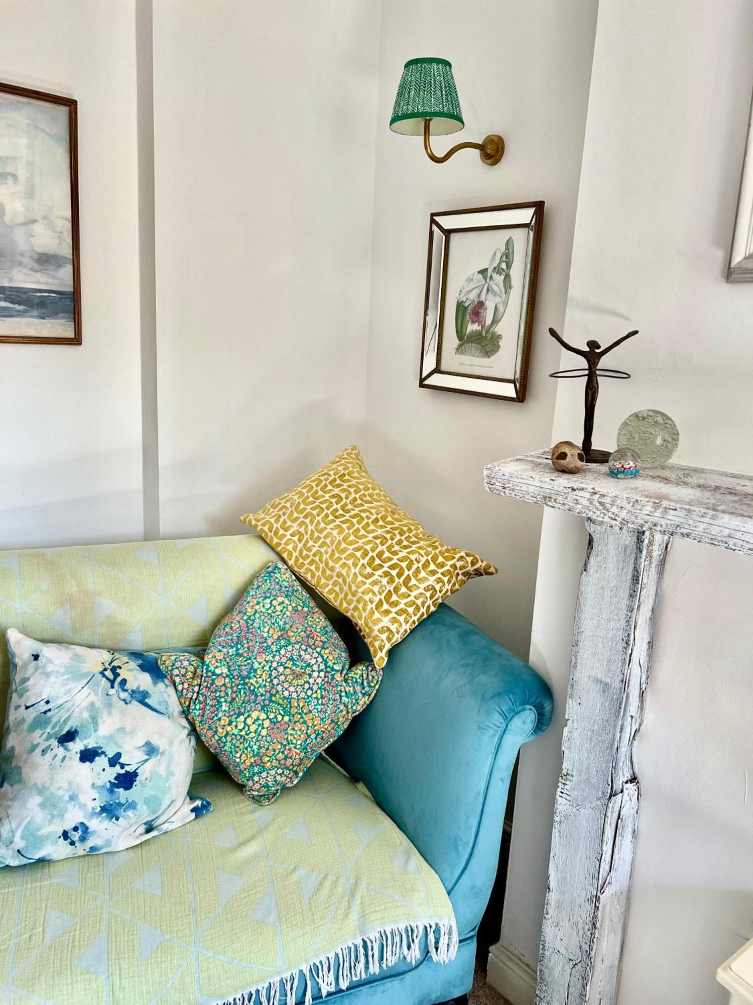 Holly Cosy In Sherwood Forest Holiday home Edwinstowe